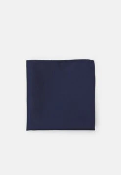 Pier One SET - Krawatte - Dark Blue -Pier One Verkaufsgeschäft f3a45774fb5f4e7080051c29358aa504