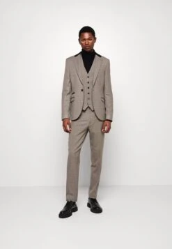 Pier One BLUE LIGHT GLASSES - Blue Light Brillen - Silver-coloured -Pier One Verkaufsgeschäft fe9fe55f3bfb48f6b91a922017c8300b